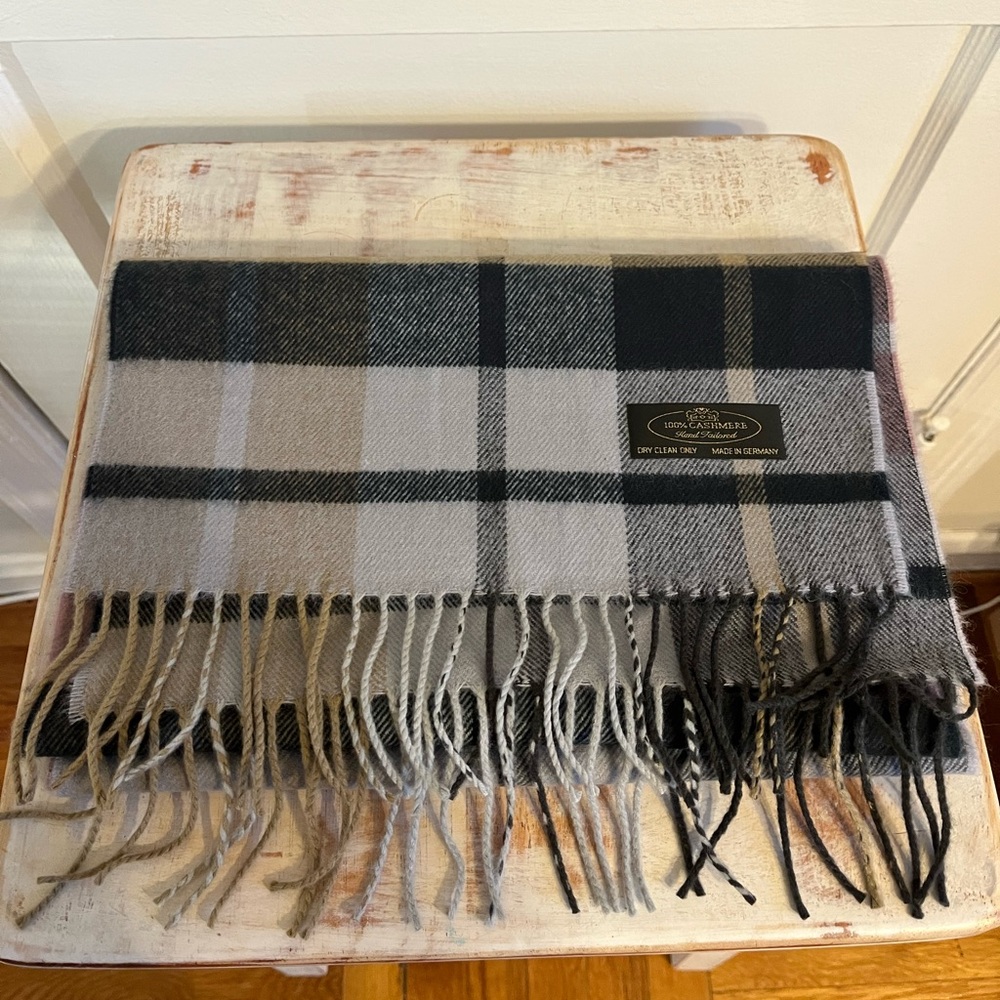 100% Cashmere Scarf made in Germany